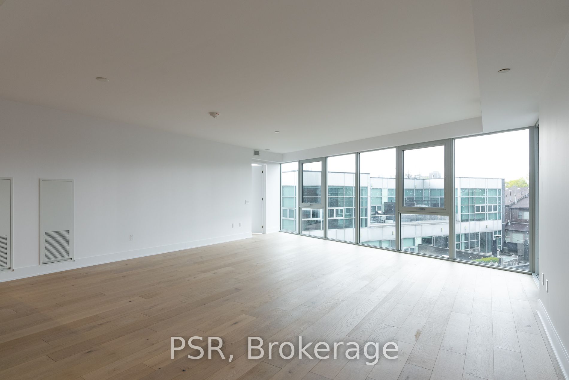 346 Davenport Rd Unit: 304
