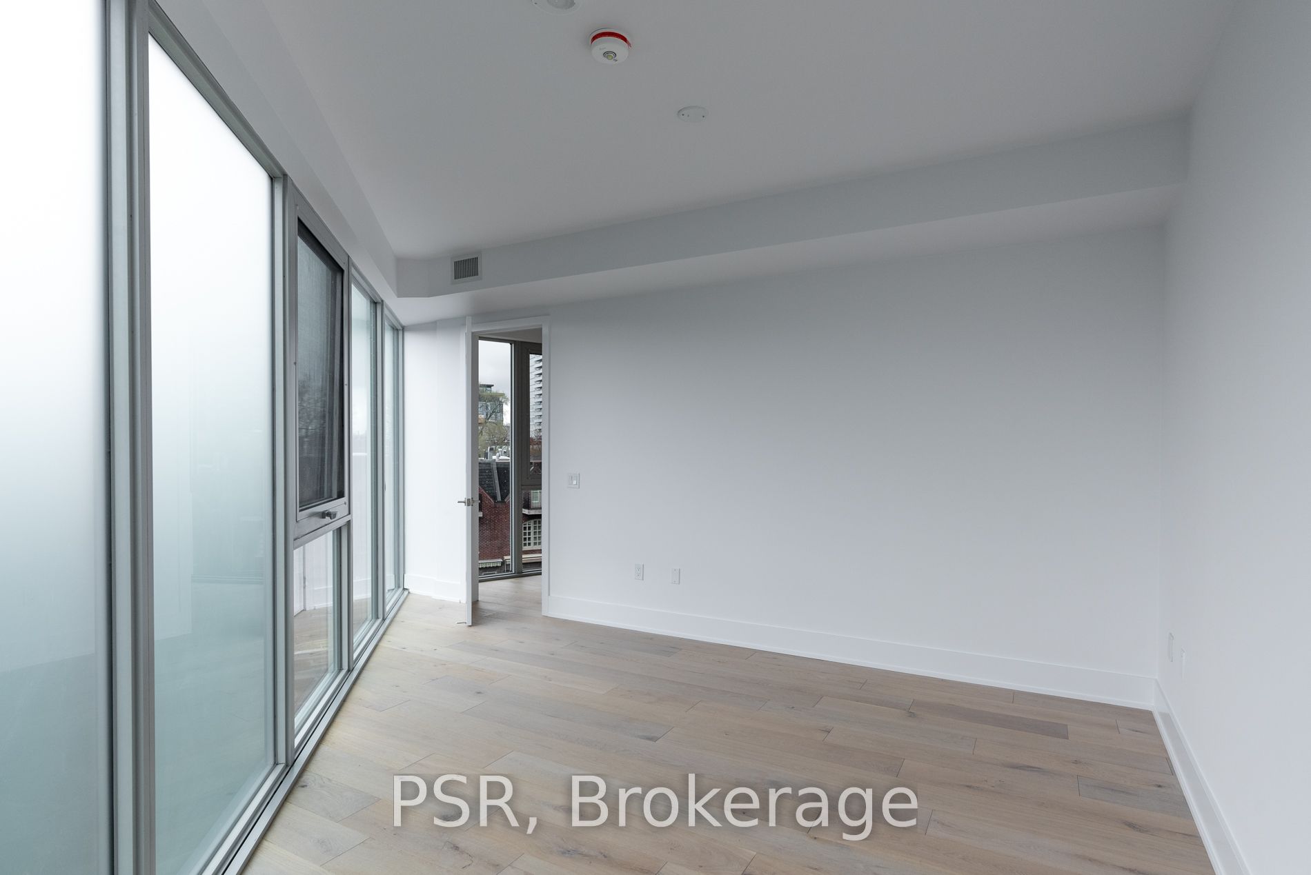 346 Davenport Rd Unit: 304