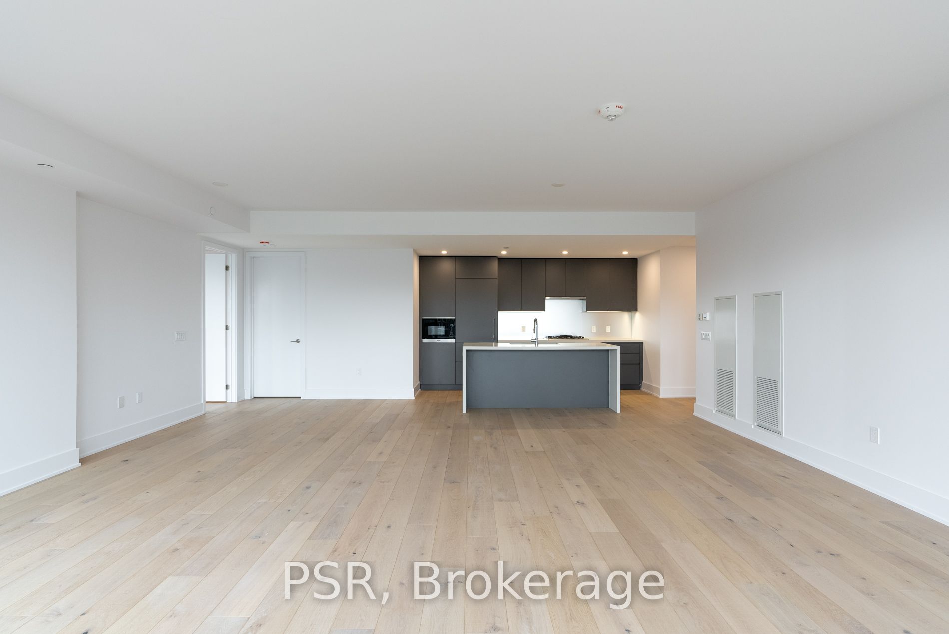 346 Davenport Rd Unit: 304