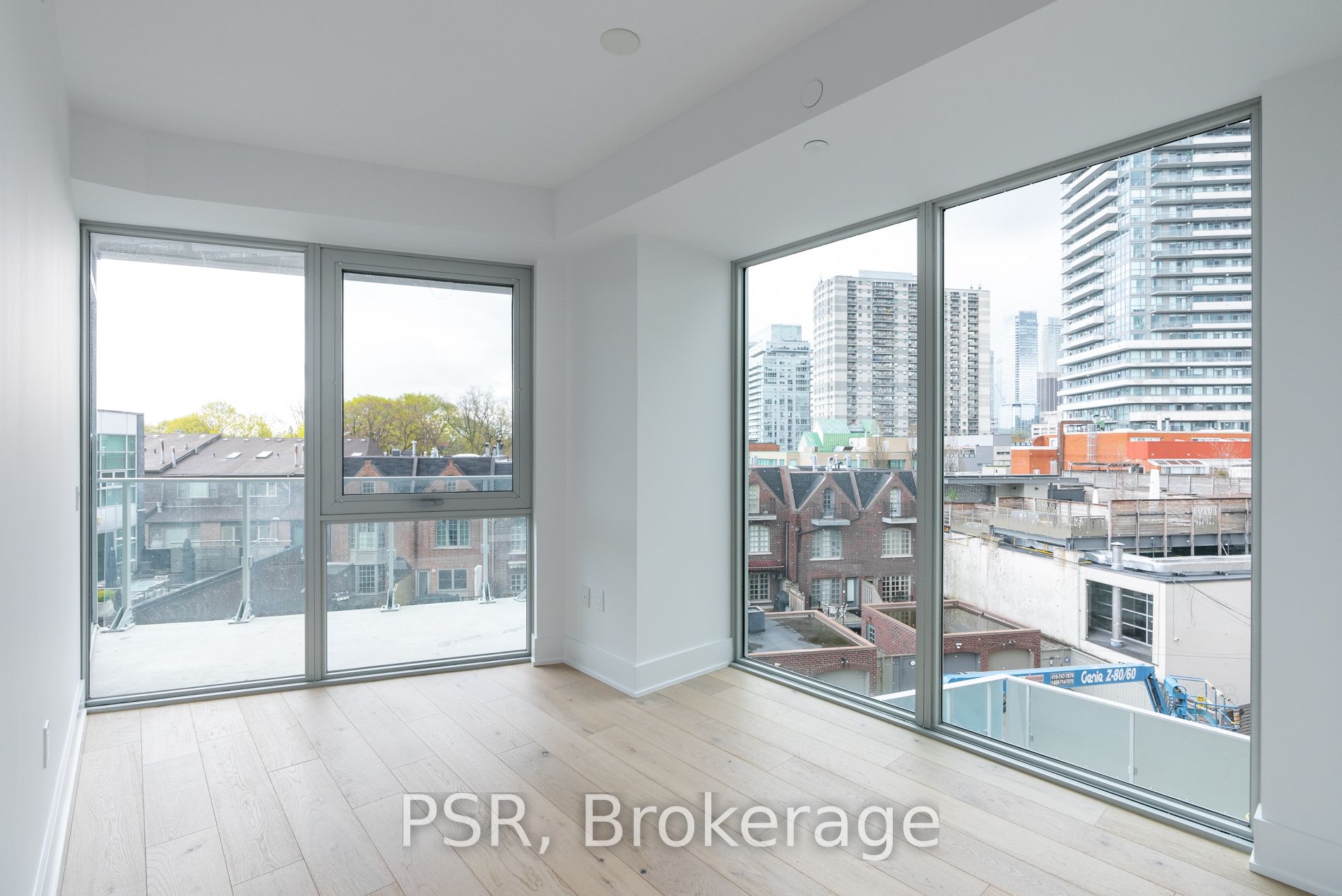 346 Davenport Rd Unit: 304