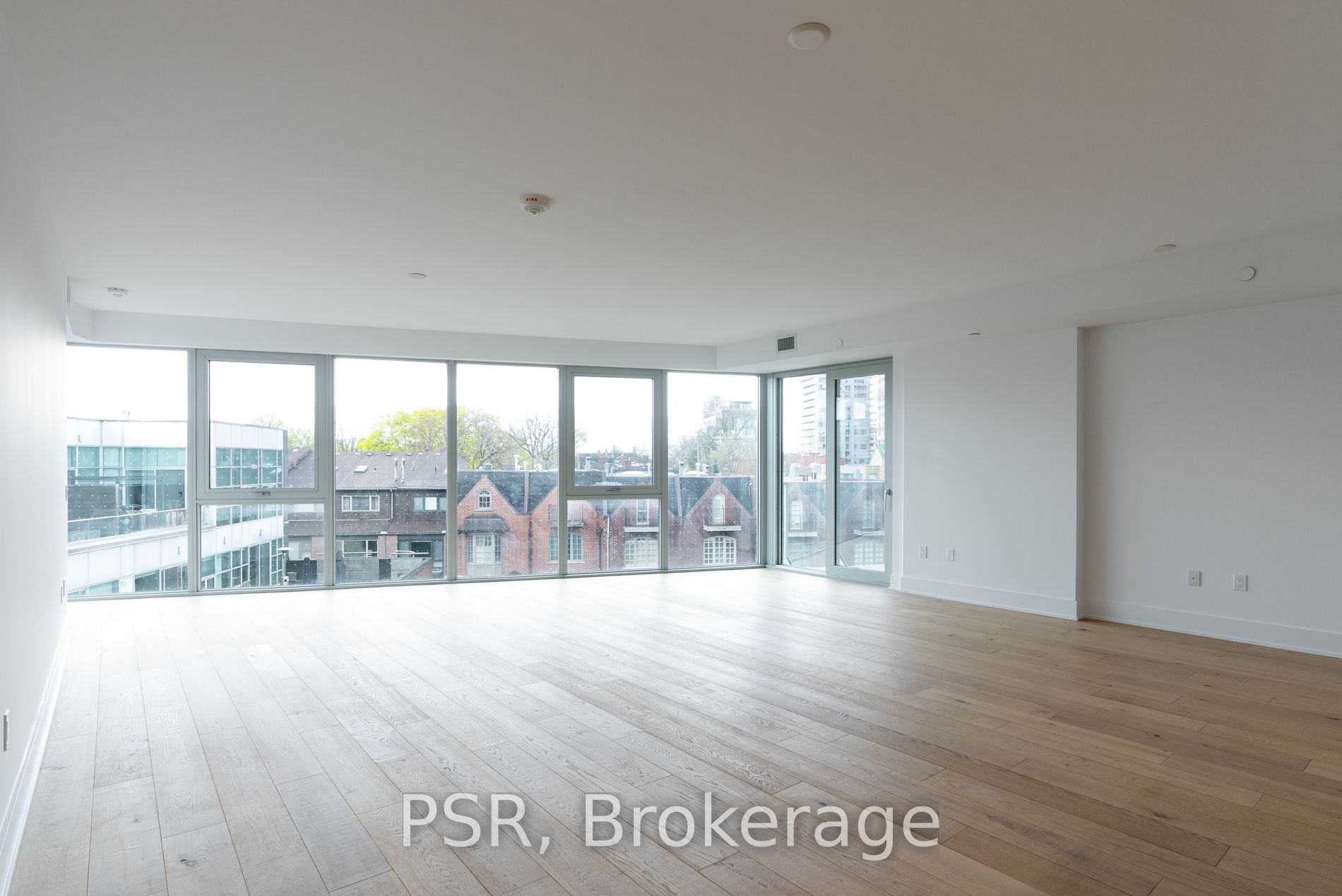 346 Davenport Rd Unit: 304