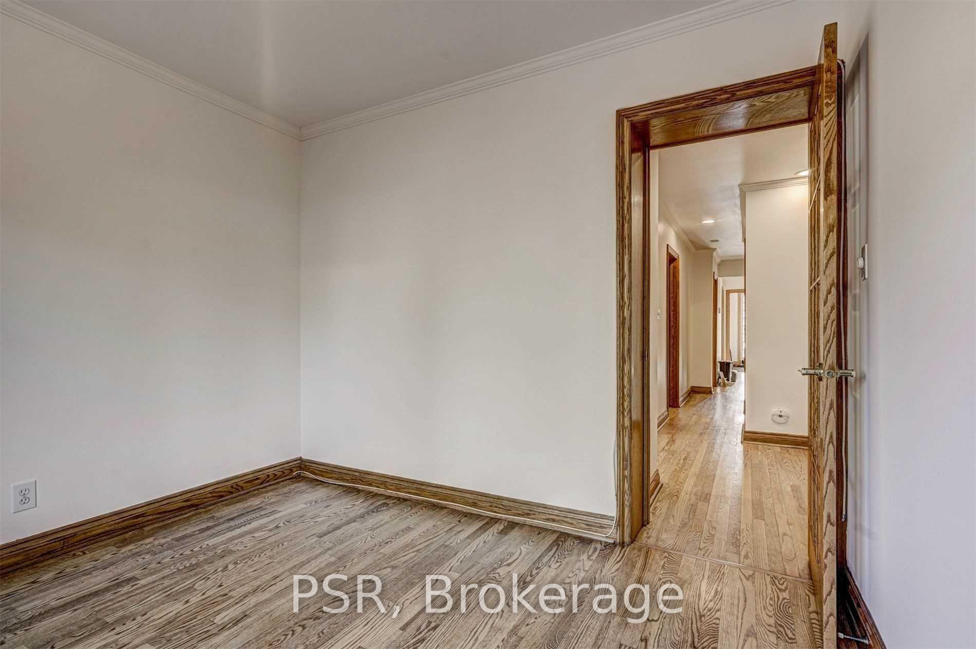 98 Roselawn Avenue, Toronto